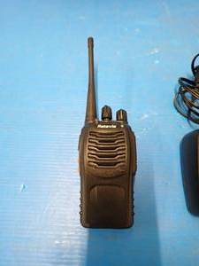 lot 49 image: Retevis&nbspH-777 Two-way radio with charging station 