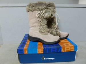 Bare Traps Womens Boots