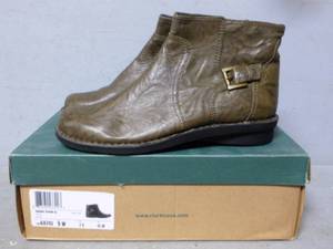 Clarks Womens Shoes
