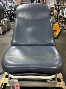 Midmark 625 HiLo Bariatric Power Exam Table