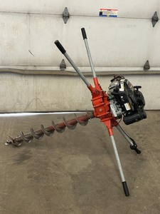 lot 10 image: General Two-Man Hole Digger  Auger