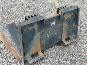lot 2-D image: Bobcat Mini Skid-Loader Bucket