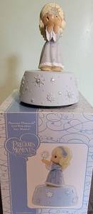 lot 98 image: Precious Moments music figure
