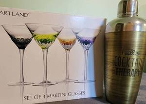 lot 120 image: 4 used martini glasses and shaker