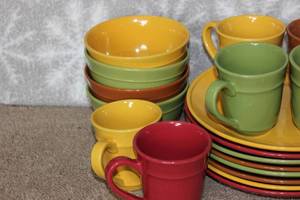 lot 60 image: Fall dining room set - FRAGILE