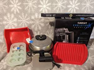 lot 28 image: Mini Chopper (needs new Basket), Silicon baking mat, 2 Silicon mold, Waffle maker, and a Bacon maker