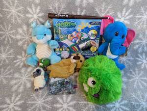 lot 43 image: Kids Toys