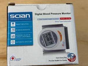 lot 10 image: Blood Pressure Monitor