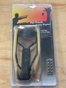lot 27 image: Slingshot