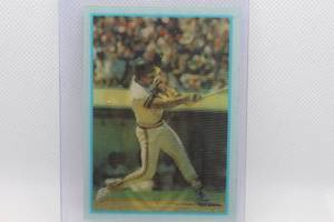 lot 59 image: Jose Canseco Rookie 1986 Sportflics No. 33
