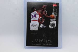 lot 132 image: Michael Jordan 2007-08 Fleer Season Achievements No. SH27