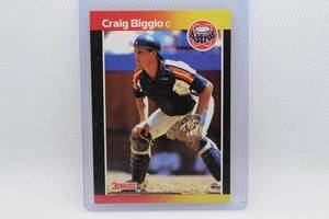 lot 149 image: Craig Biggio Rookie Donruss 89 No. 561