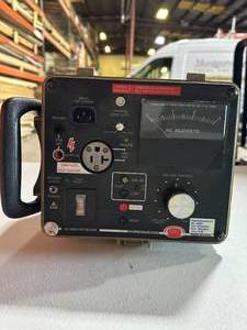 lot 6 image: AC Portable High-Pot Tester
