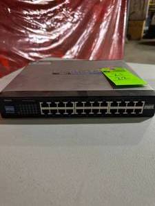 lot 22 image: Linksys SR224 Switch