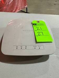 lot 27 image: Netgear WAC270 WIFI Router