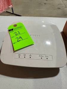 lot 29 image: Netgear WAC270 WIFI Router