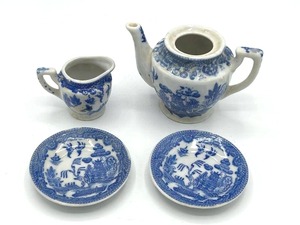Vintage Miniature BlueWhite Porcelain Tea Set (Occupied Japan)