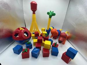 Vintage Toy Lot #1 - Tupperware Busy Blocks  Shape O Ball  Tuppertoy Zoo  Pop A Cot