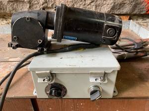 lot 53 image: Motorized Permanent Magnet DC Gear Motor