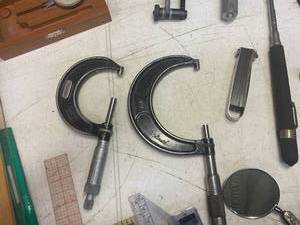 lot 89 image: Miscellaneous Measuring Devices