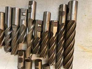 lot 80 image: Assorted Sizes Flute Bits