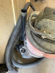 lot 120 image: Craftsman Shop Vac