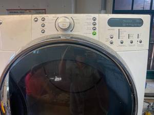 lot 127 image: Amana Stackable WasherDryer