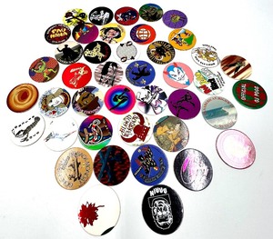 lot 186 image: Retro Vintage Lot of 40 Cool ANAMIE, Cartoon and other Styles of 1990s POGS