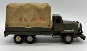 lot 221 image: Vintage US ARMY Tin Truck