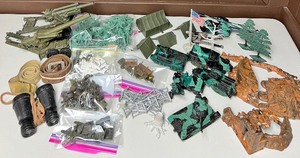 lot 222 image: Vintage Army Men, Tanks, and More