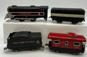 lot 228 image: Vintage MARLINES Train Set