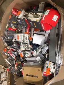 Gaylord of Door Handles various Models and Conditions  Customer Returns See Pictures