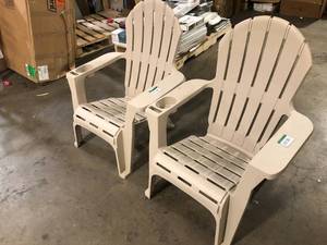 Lot of 2 Assorted Outdoor Chairs  Customer Returns See Pictures