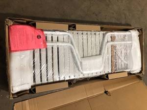 Hampton Bay White Galvanized Steel Strap Outdoor Chaise Lounge (2-Pack) Customer Returns See Pictures