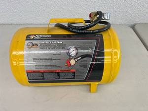 lot 205 image: 5 Gallon Portable Air Tank