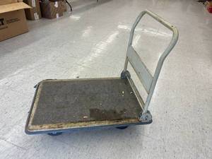 lot 207 image: Flat Cart on Wheels