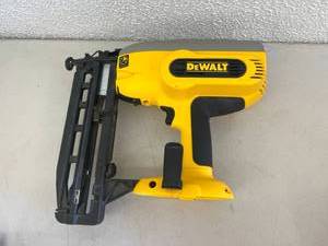 lot 209 image: DeWalt DC616 Finish Nailer 18V