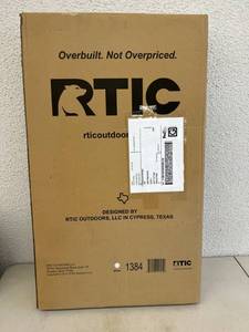 lot 242 image: RTIC Cooler Cushion NIB