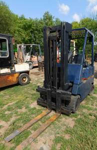 lot 21 image: 1982 Hyster S50E LP Forklift