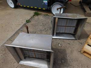 lot 50 image: 2 - Re-Verbr-Ray Heaters