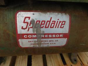 lot 51 image: Speedaire Air Compressor