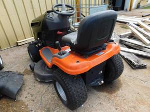 lot 54 image: Husqvarna Lawn Mower