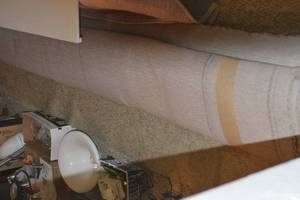 lot 101 image: Roll of carpet