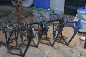 lot 10 image: Various 1970s RM Suzuki Parts
