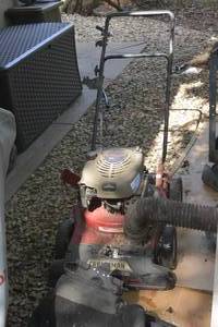lot 18 image: Craftsman mulcher worked when last used