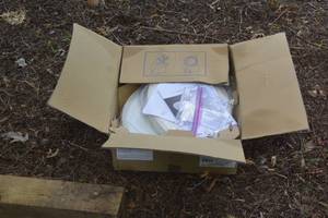 lot 26 image: Toto toilet seat