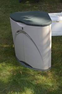 lot 42 image: Outdoor corner storage container
