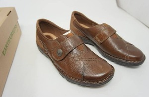 lot 22 image: Earth Origins Ladies NWB Evelyn Brown Almond Grained Leather-Silk Pig Suede Slip-On Shoes Loafers Hook & Loop Strap Womans Size 9W