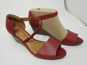 lot 30 image: Clarks Brielle Drive 9W