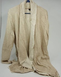 lot 42 image: Gill TanWhite Sweater 1X